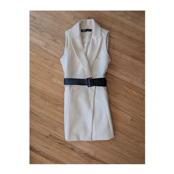 Zara Sleeveless Belted Blazer - Picture 3 of 7